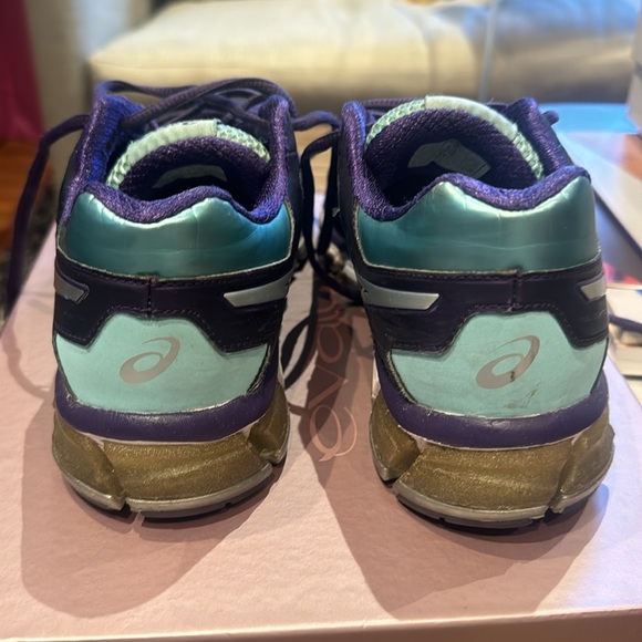 Asics - Picture 3 of 6